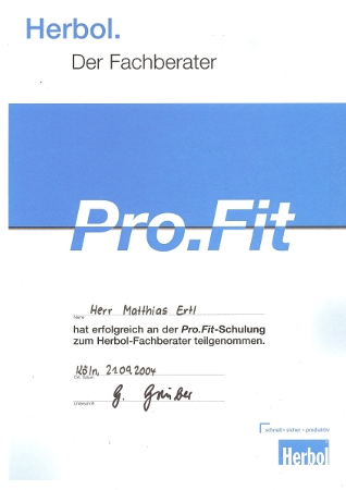 Urkunde für Matthias Ertl über die erfolgreiche Teilnahme an der Herbol Pro.Fit-Schulung zum Fachberater – Nachweis der Weiterbildung und Teamkompetenz im Malerhandwerk.